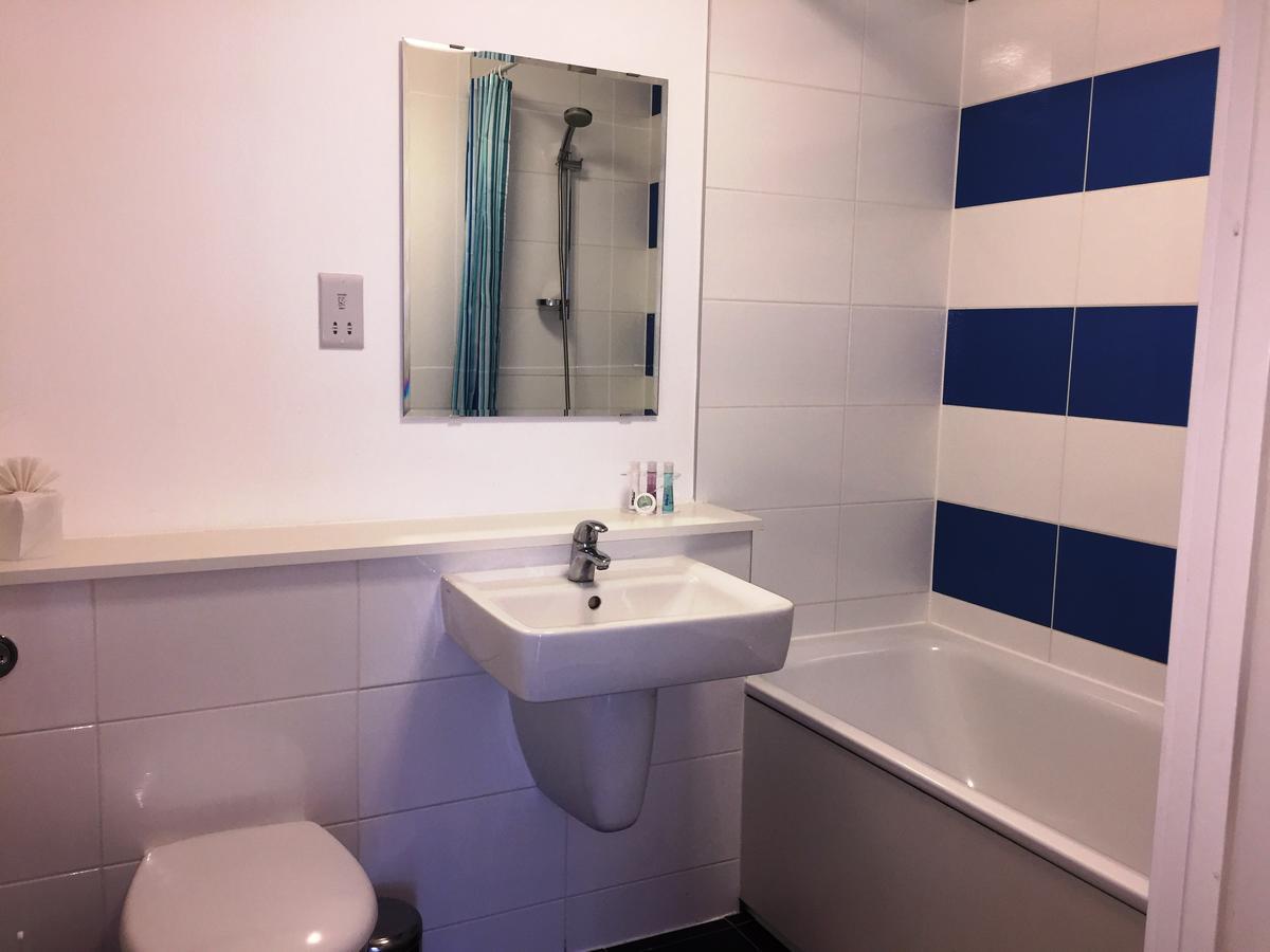 Linx Apartments Skyline Plaza Basingstoke Extérieur photo
